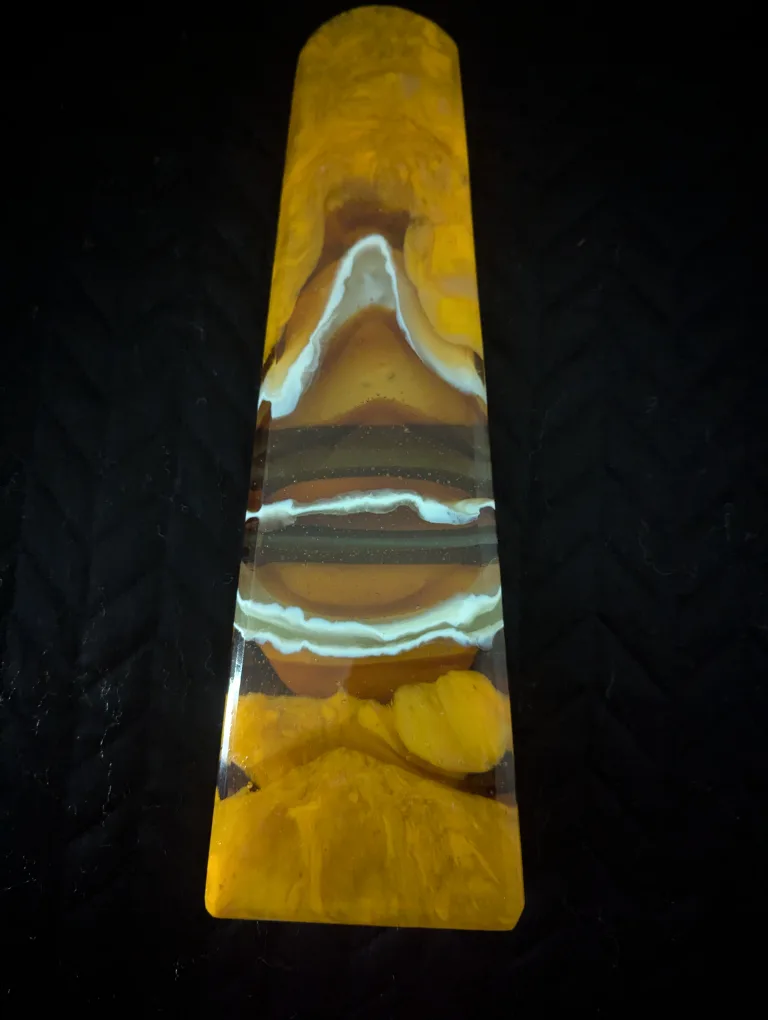 Decorative Glassware Pieces image indicator(2)