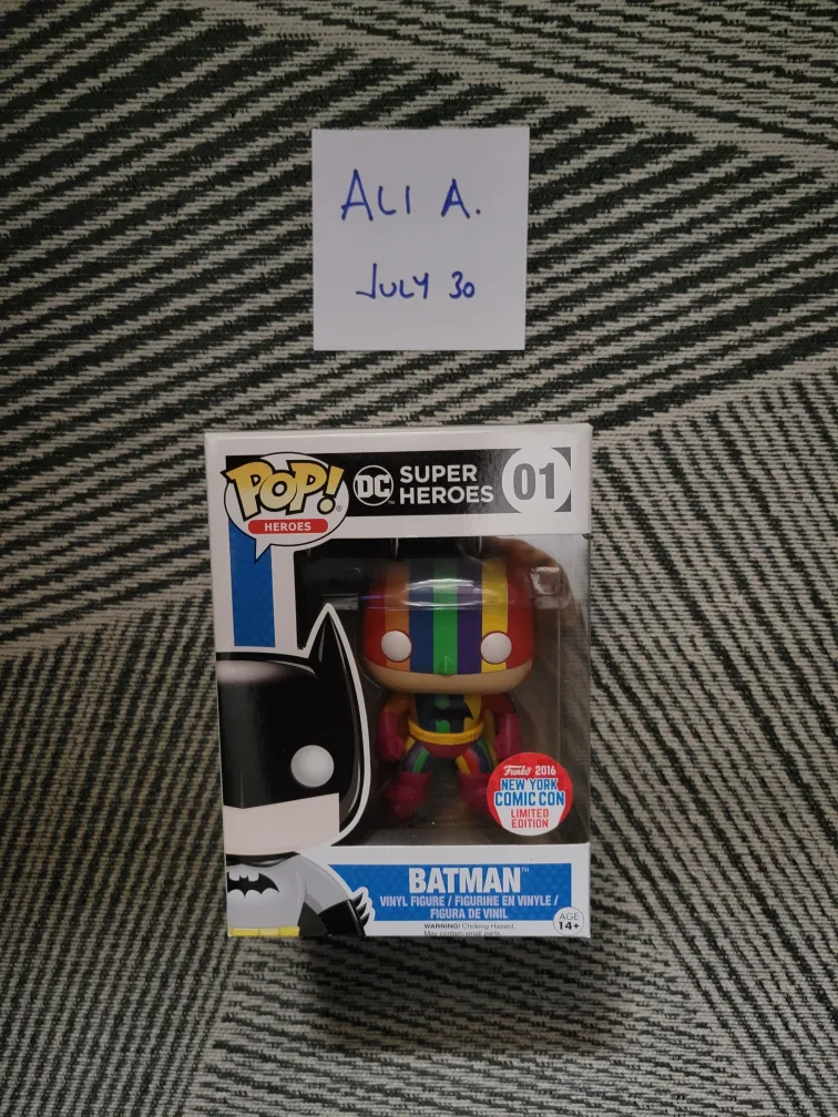Funko Pop! DC Super Heroes Batman Vinyl Figure thumbnail