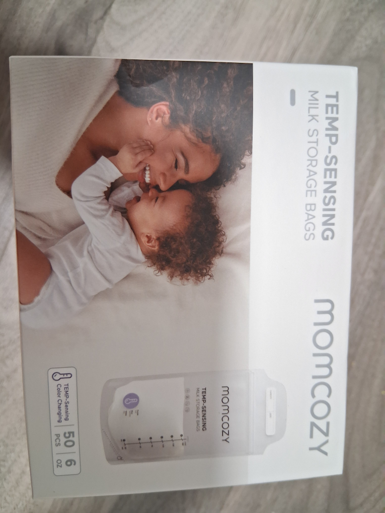 Momcozy Temp-Sensing Milk Storage Bags
