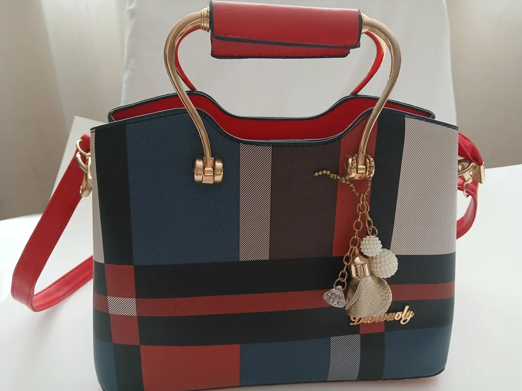 Dunwooly Plaid Tote Bag with Red Trim thumbnail
