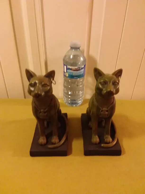 Pair of Egyptian Cat Statues 😼😼 🇨🇦 thumbnail