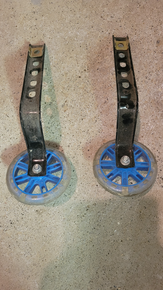 Kids' Bike Training Wheels - Blue