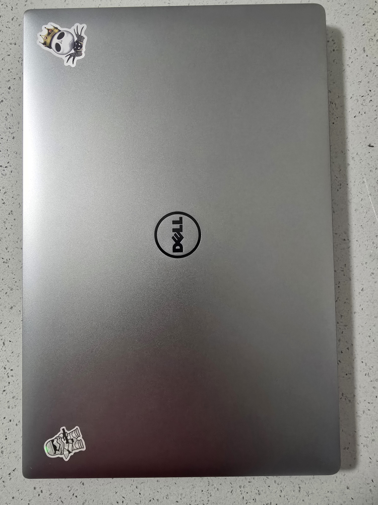 DELL XPS 15 9560 GTX 1050 4gb Core i5 7300HQ