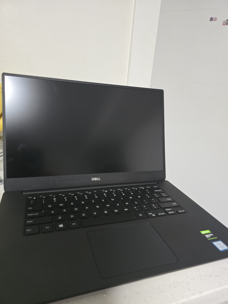 DELL XPS 15 9560 GTX 1050 4gb Core i5 7300HQ - photo 2