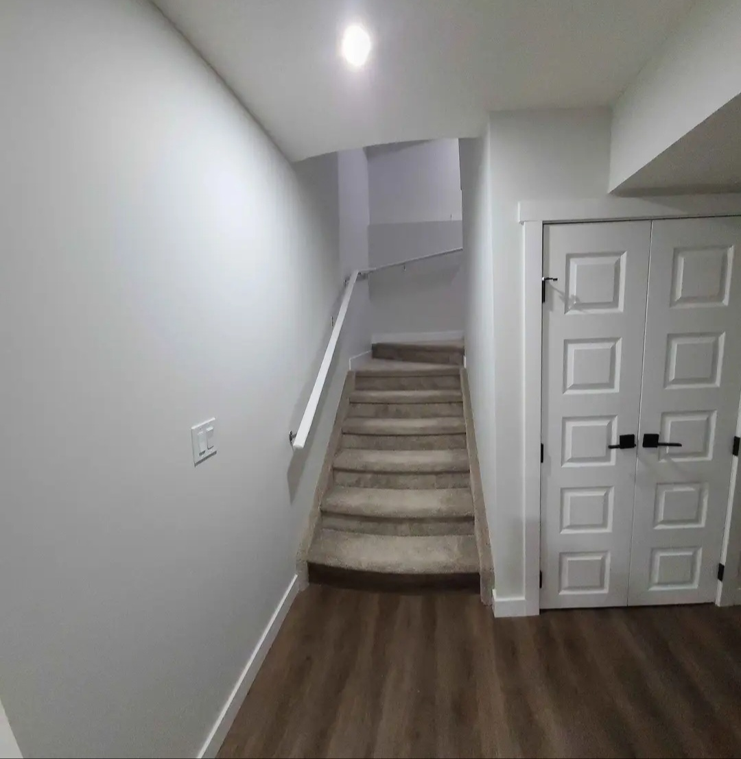 2 Bedroom Basement Suite for Rent - photo 5
