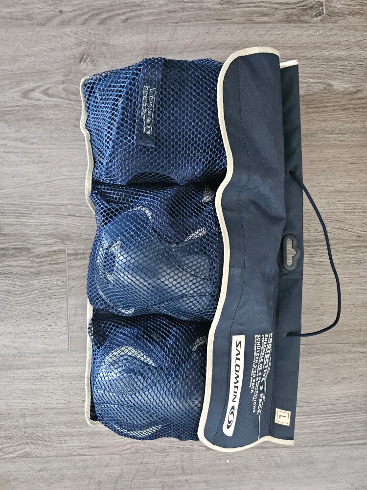 Salomon Protective Pads 3 Piece Set Size L thumbnail