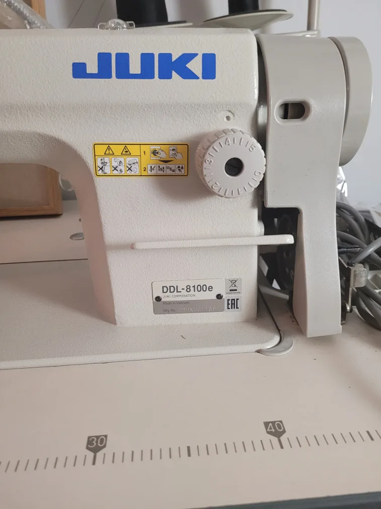 Industrial JUKI Sewing Machine image indicator(3)
