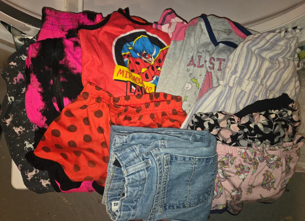 Girls' Clothing Bundle - Size 7/8, 12 thumbnail