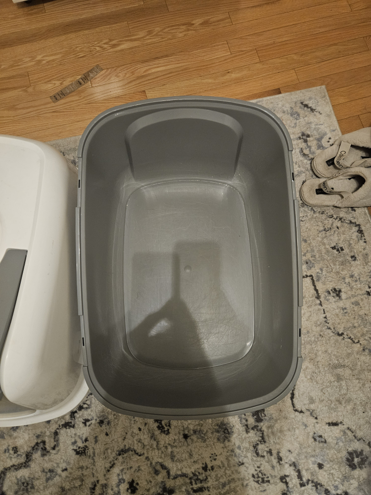Cat Litter Box With Lid - photo 3