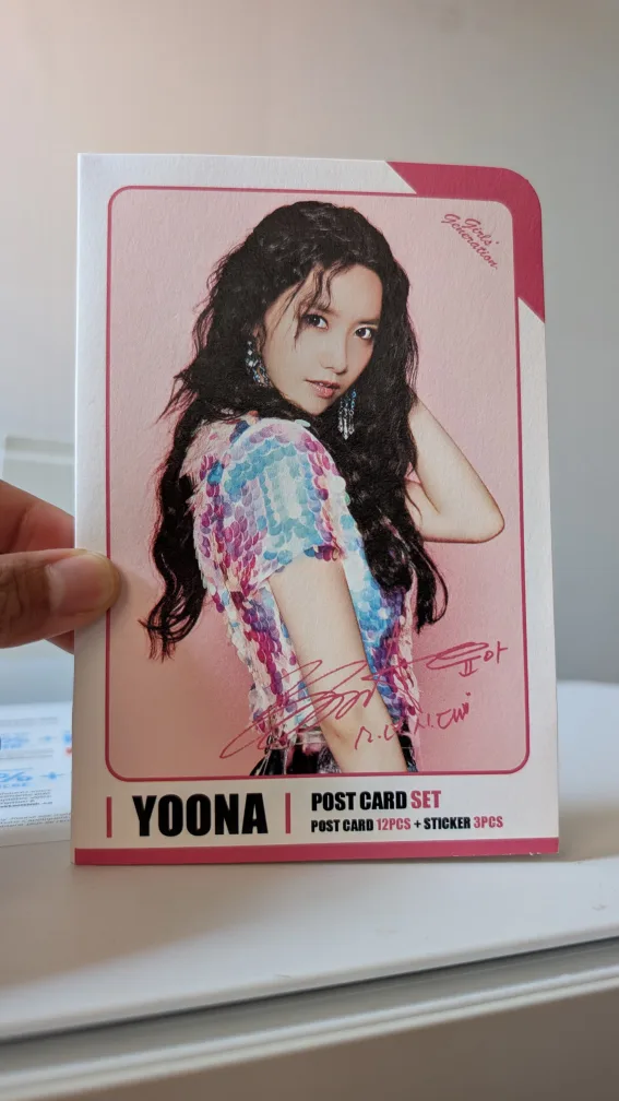 Girls' Generation Yoona Postcard Set thumbnail