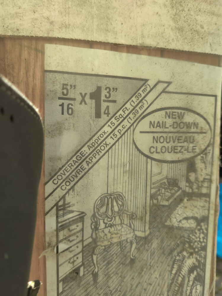 NEW Hardwood Oak flooring, 2.5 boxes - photo 4