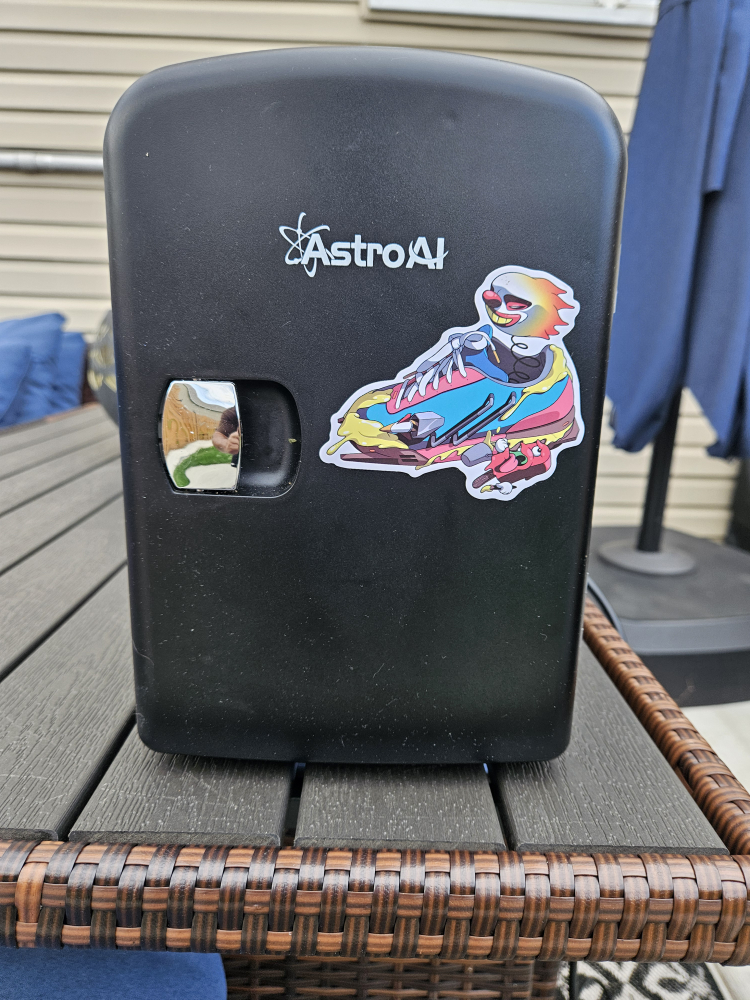 AstroAI Mini Fridge - Black