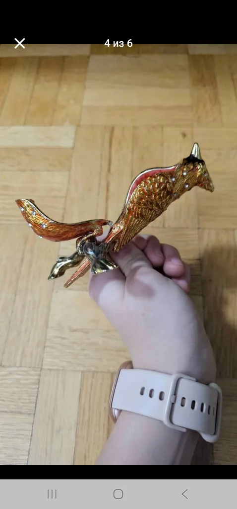 Cardinal Figurine on Branch image indicator(4)