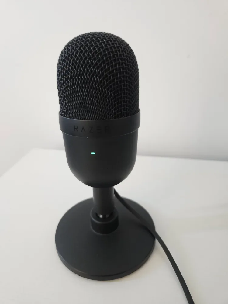 Razer Seiren Mini USB Condenser Microphone thumbnail