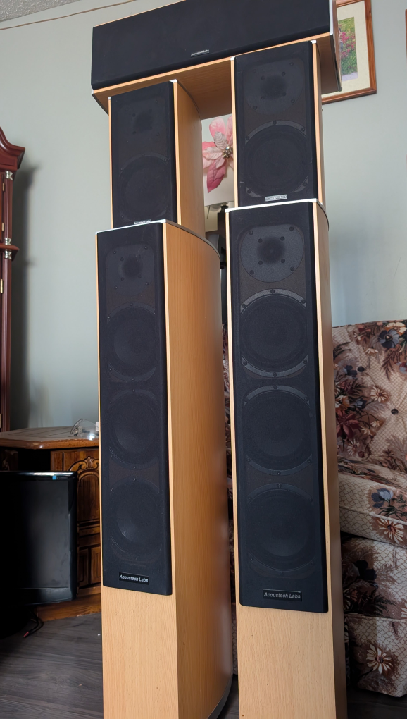 Acoustech Labs Speakers