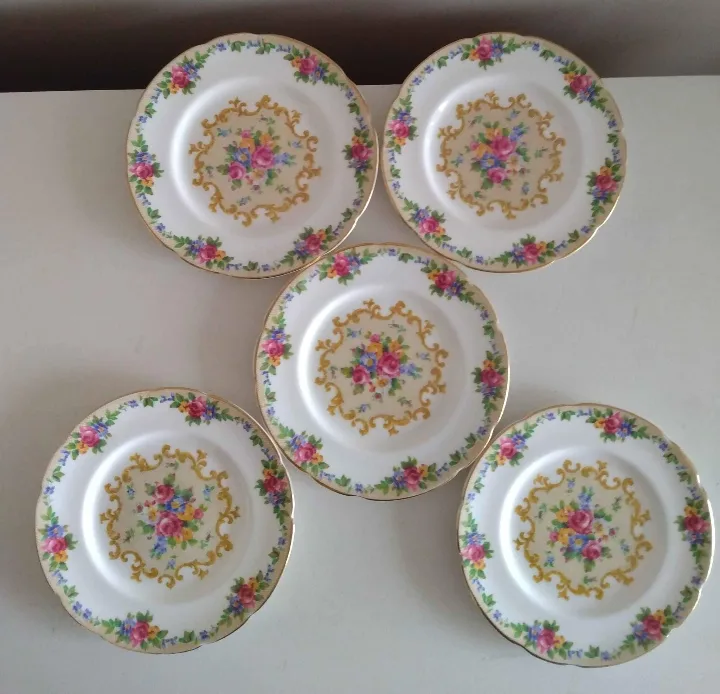 Paragon Minuet Bread and Butter Plates (5) thumbnail