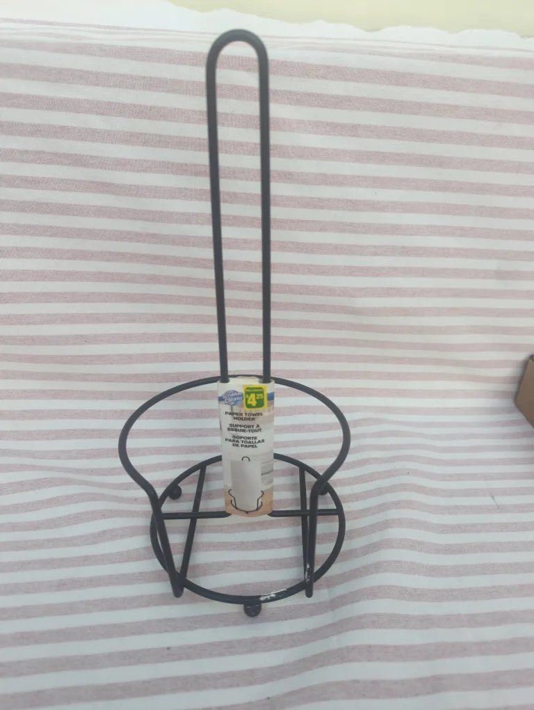 Dollarama Paper Towel Holder - Black thumbnail