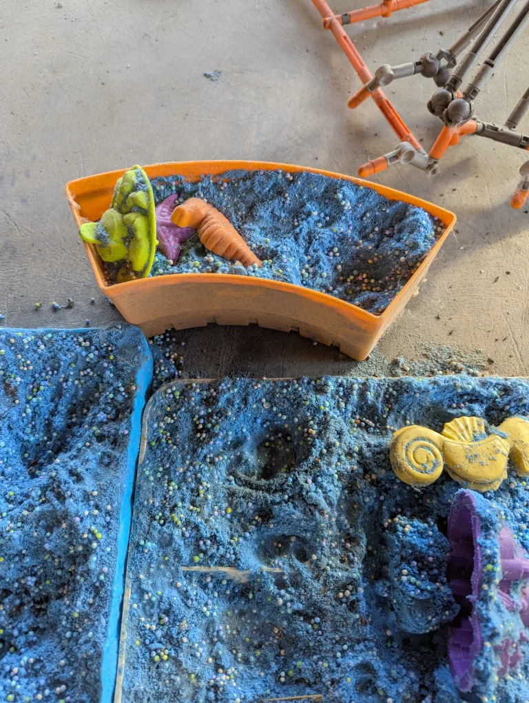 🇨🇦Blue Kinetic Sand Box Set thumbnail