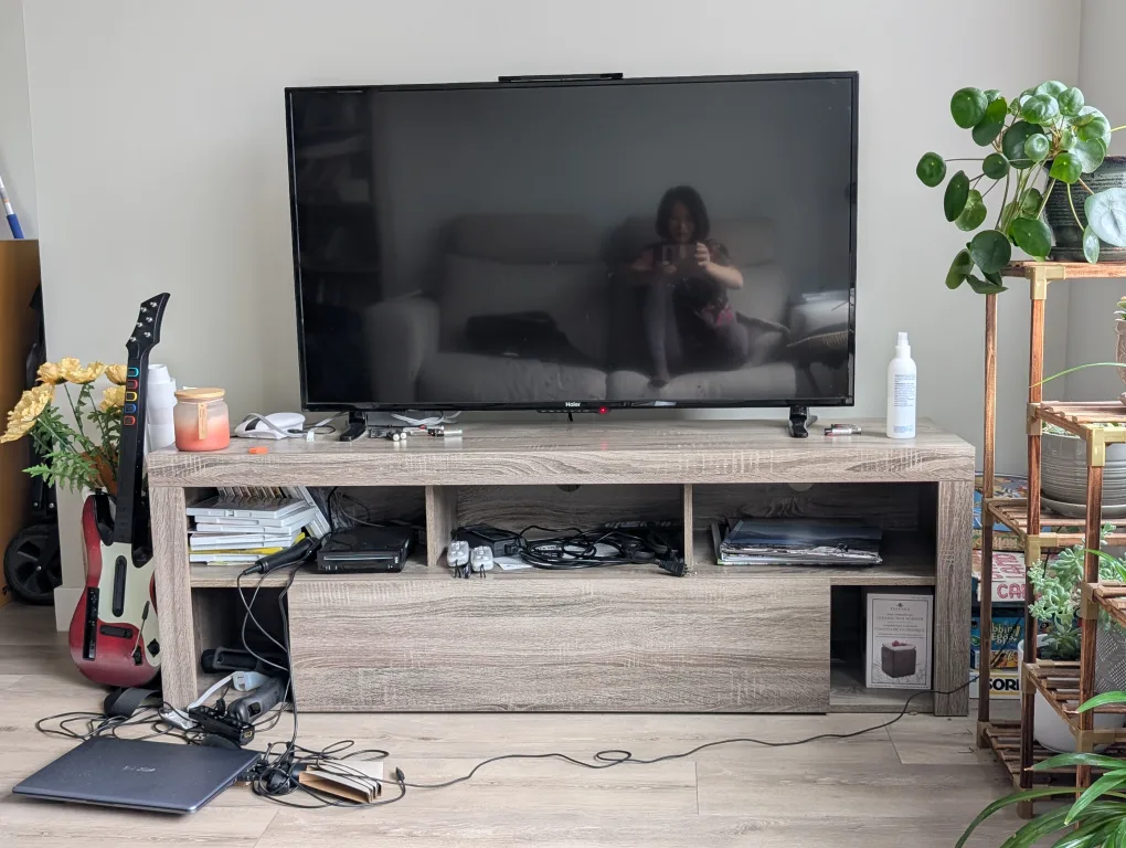 TV stand thumbnail