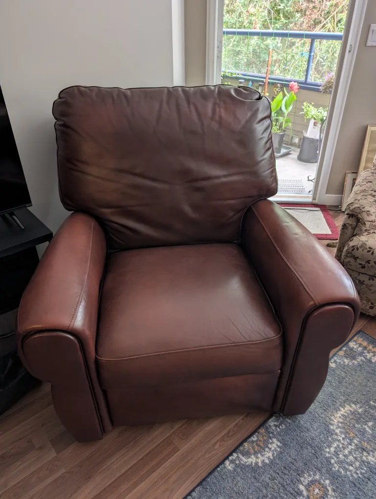 Brown Leather Electric Recliner thumbnail
