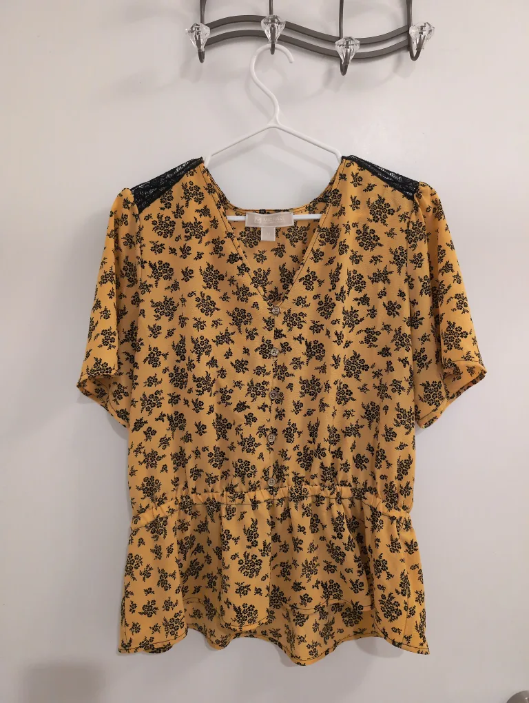 Michael Kors Floral Blouse - Size M 🇨🇦 thumbnail