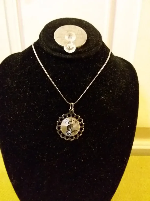 925 Sterling Silver Alaska Pendant & Necklace 📿 🇨🇦 thumbnail