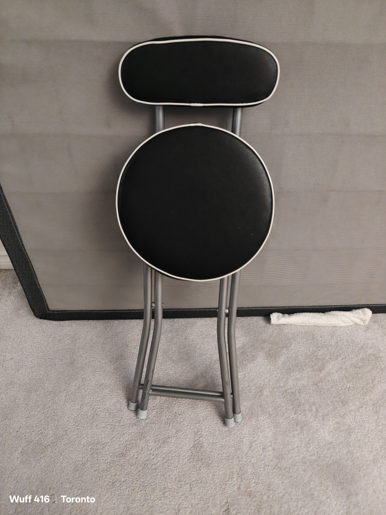 Folding chair with back support - photo 3