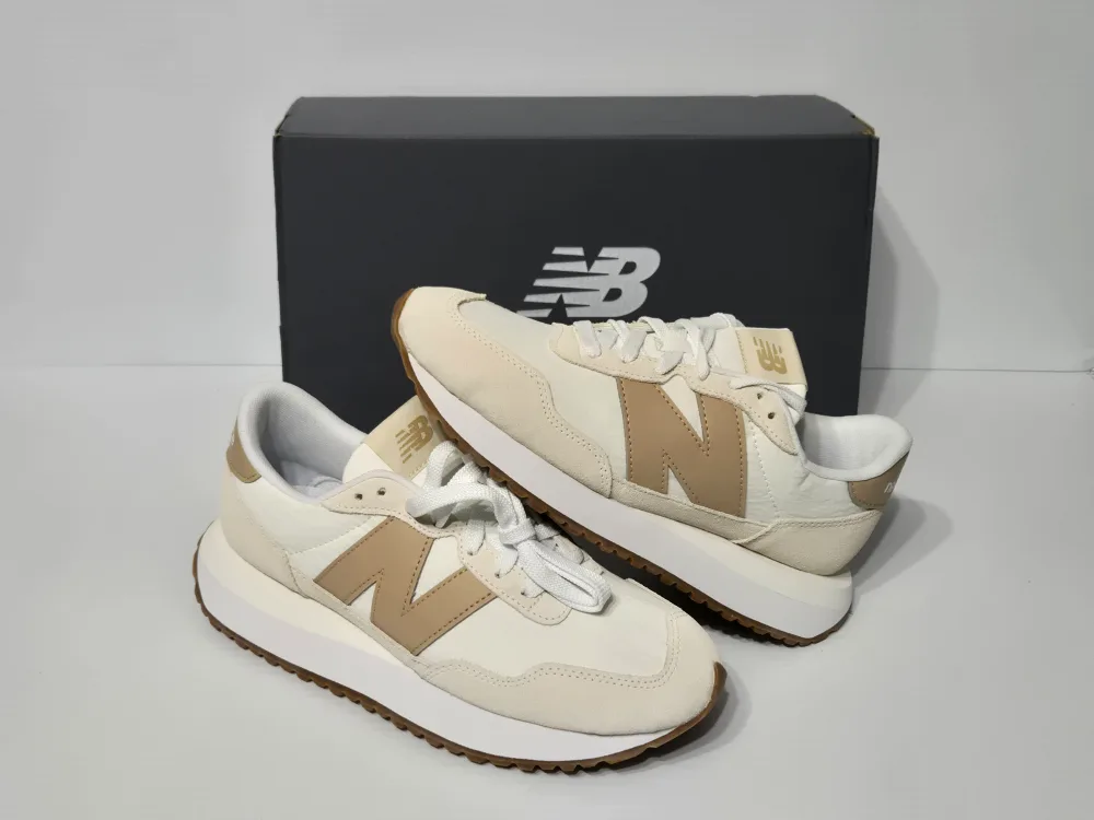 New Balance 237 Cream/Beige Sneakers WOMENS SIZE 8 thumbnail
