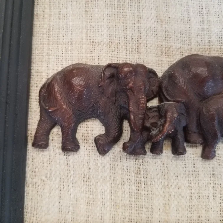Elephant Family Framed Wall Art image indicator(2)