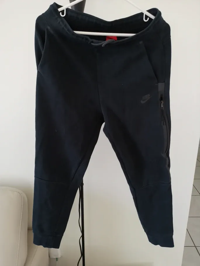 Nike Tech Fleece Pants - Size M thumbnail