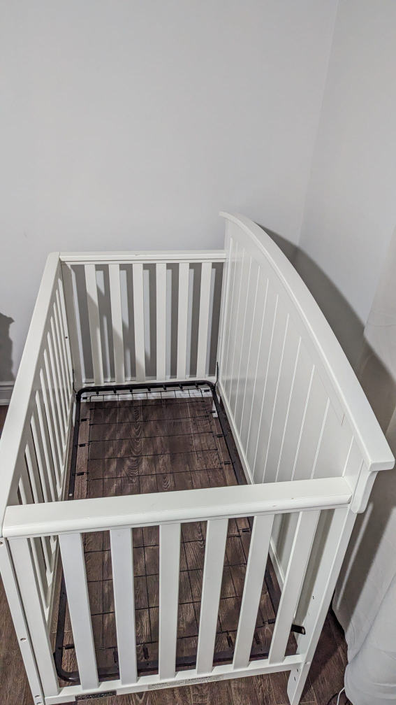 Child Craft White Crib - photo 3