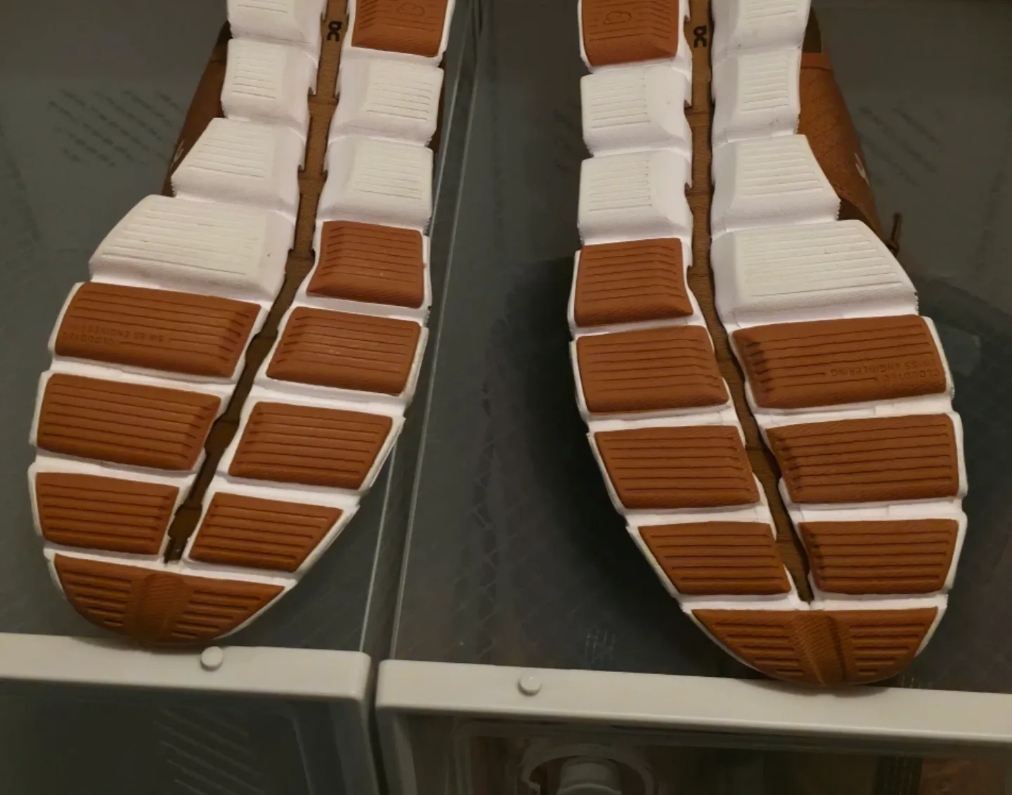 BNIB On Cloud 5 Running Shoes, Size 8{M} or 9.5{W}, Brown image indicator(7)