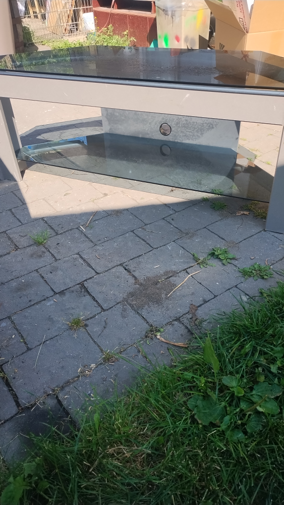 tv stand (glass)