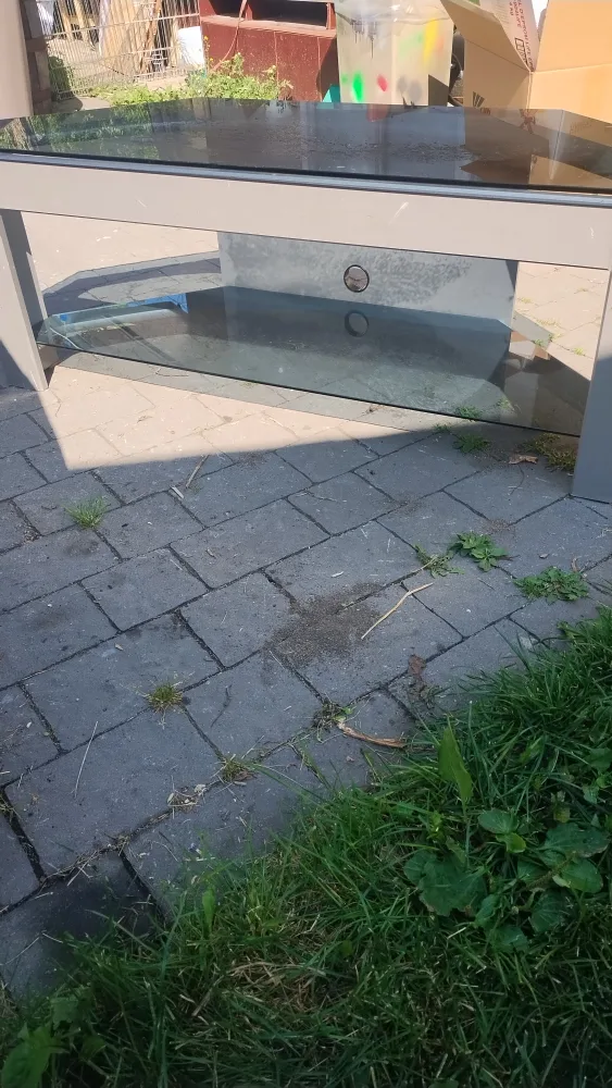 tv stand (glass)