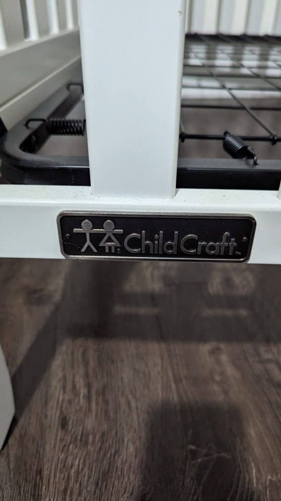 Child Craft White Crib