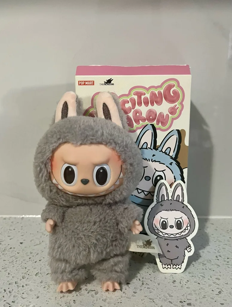 New Pop Mart Labubu – Sesame Bean Macaron image indicator(2)