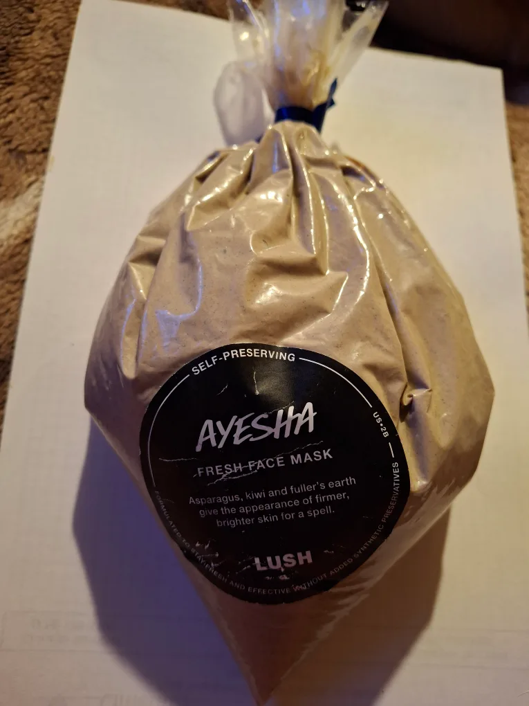 Lush Ayesha Fresh Face Mask thumbnail