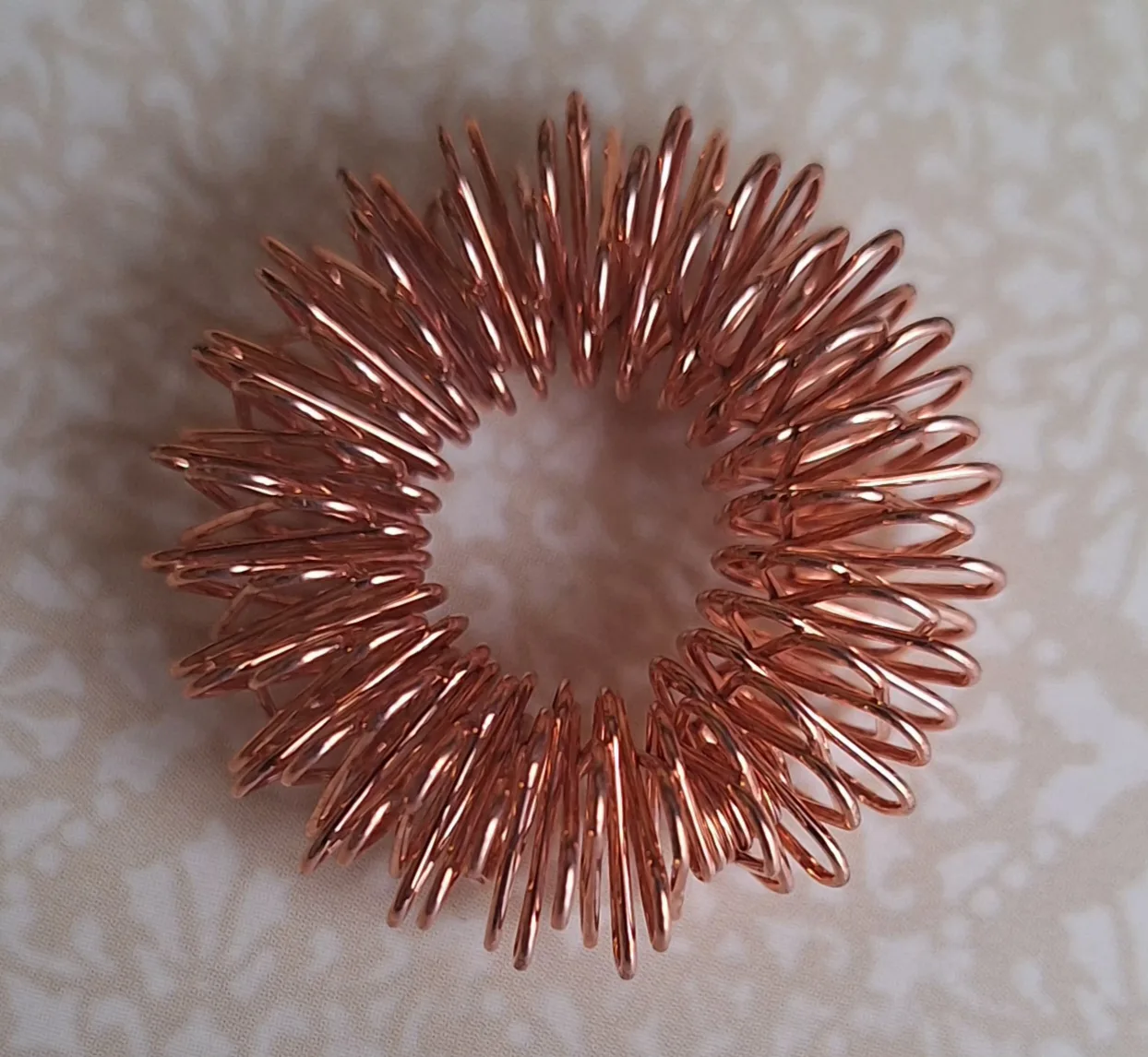 Saje Relax-O-Ring Massage Ring image indicator(4)