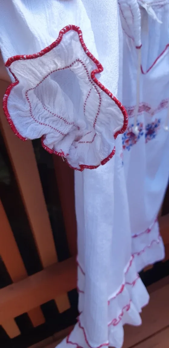 Ukrainian style top/ tunic - XL youth/ XS women's image indicator(5)