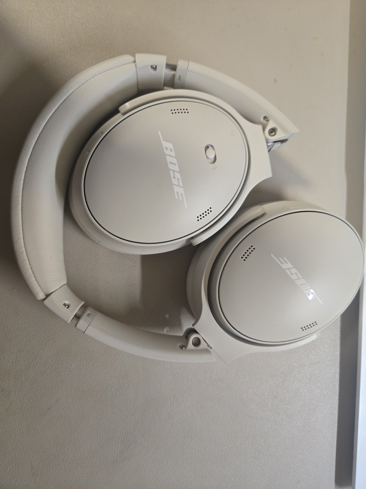 Bose QuietComfort Headphones - Smoke White