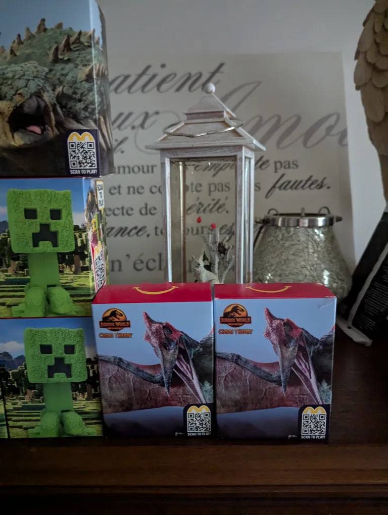 Assorted McDonald's Happy Meal Toys image indicator(3)