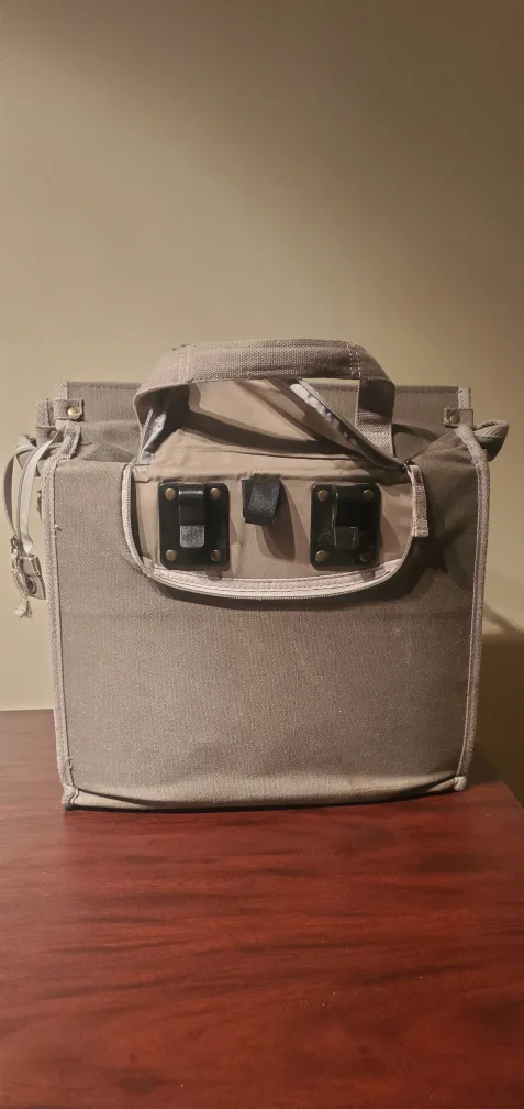 Basil Bicycle Bag / Pannier image indicator(4)