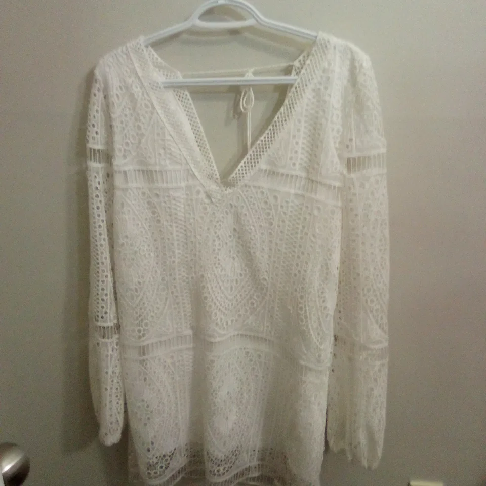 White Lace Long Sleeve Dress thumbnail