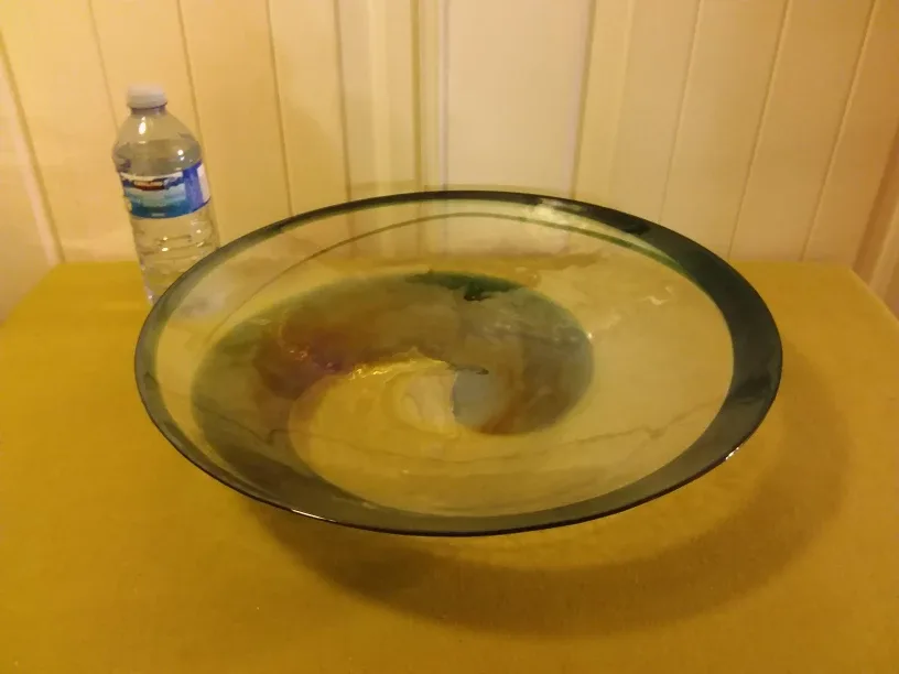 Decorative Glass Bowl 🇨🇦 thumbnail