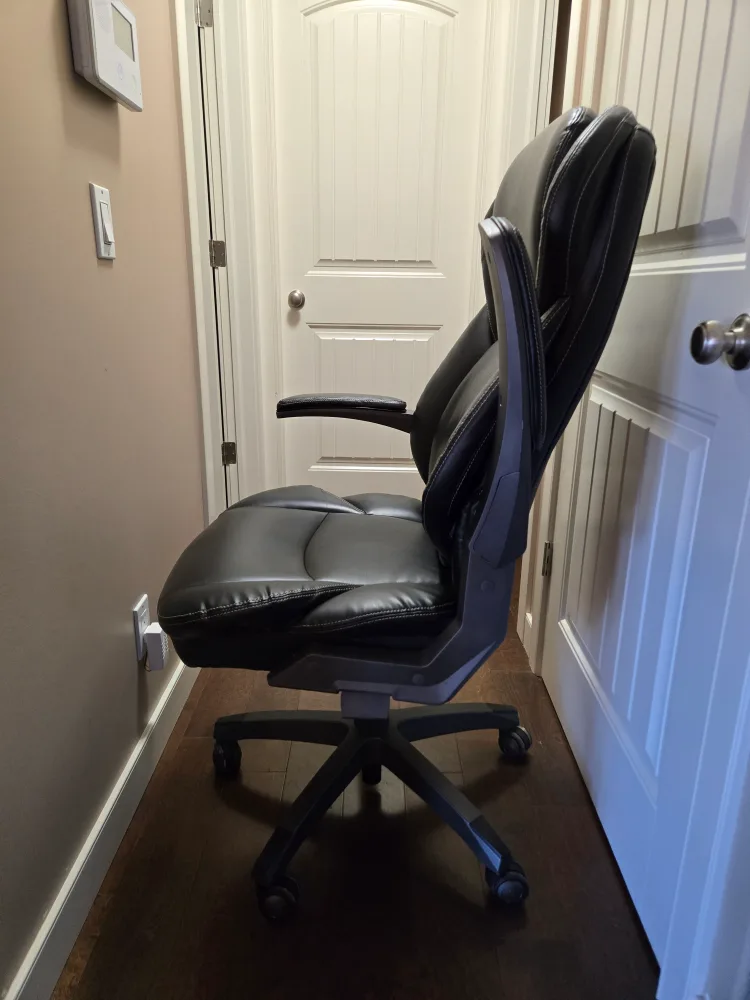 La-Z-Boy Black Executive Office Chair image indicator(3)