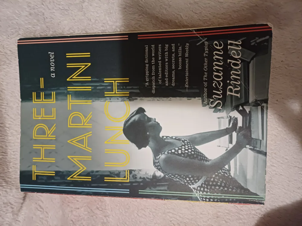 🇨🇦 FREE Three-Martini Lunch by Suzanne Rindell #freecycle thumbnail