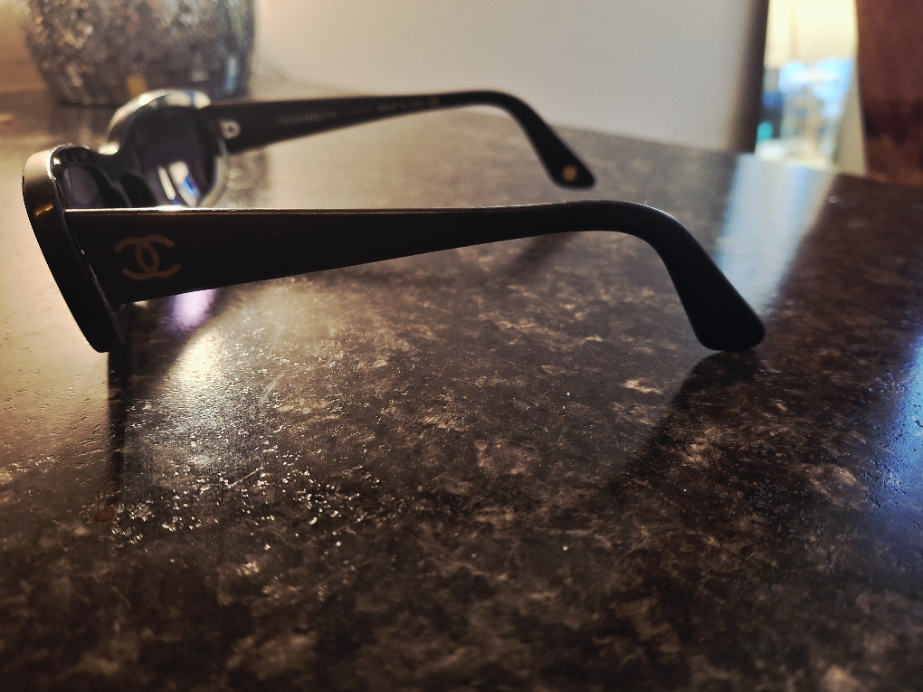 Chanel sunglasses small - photo 3