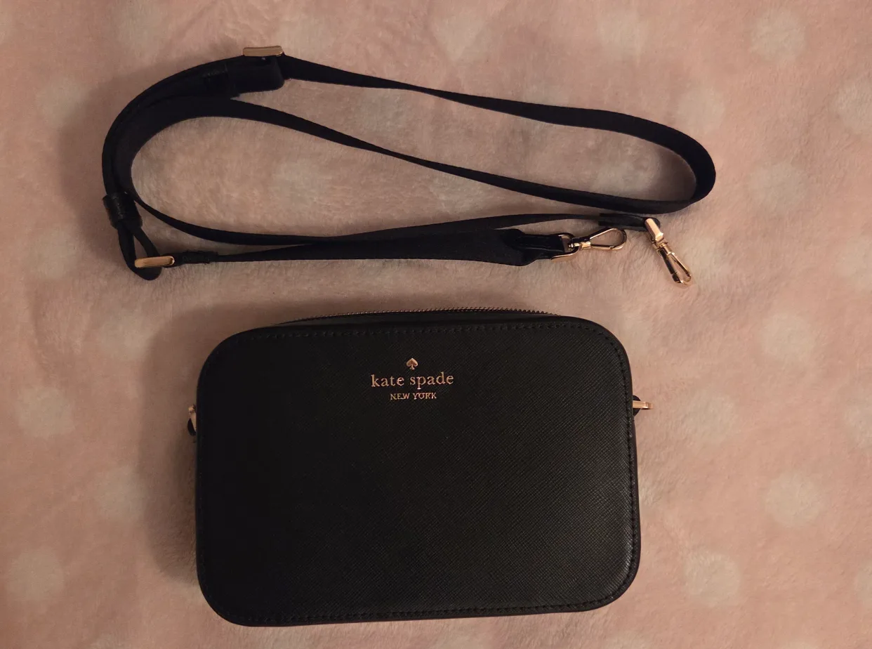 Small Kate Spade Purse thumbnail