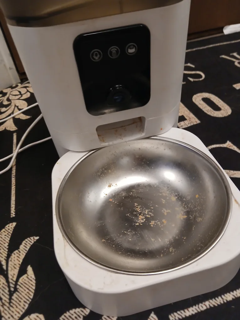 Frienlund Automatic Pet Feeder image indicator(2)