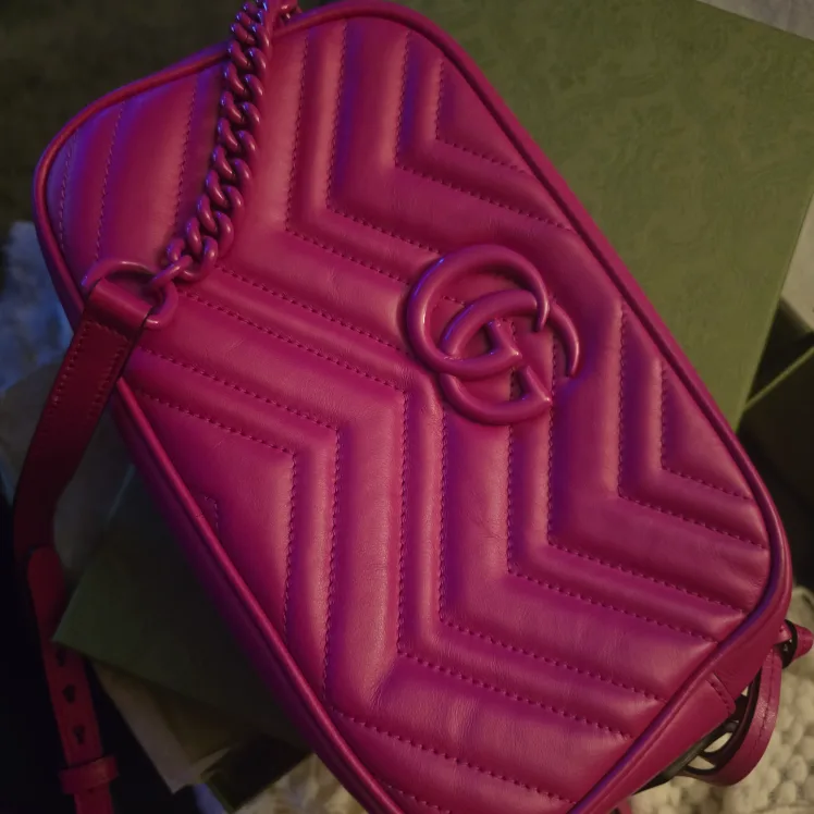 Authentic Gucci Marmont Small Shoulder Bag - Pink thumbnail